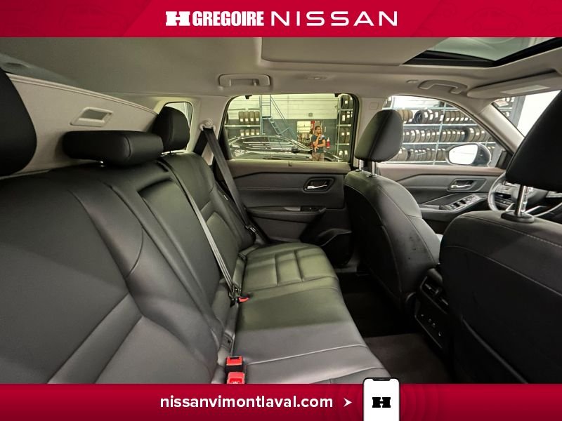 Nissan Rogue 2023 Blanc Laval - photo #12