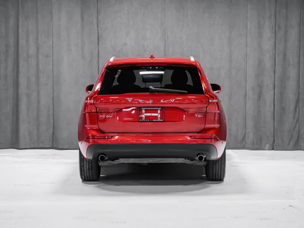 2018 Volvo XC60 T6 MOMENTUM CLIMATE VISION Red Montreal - photo #3