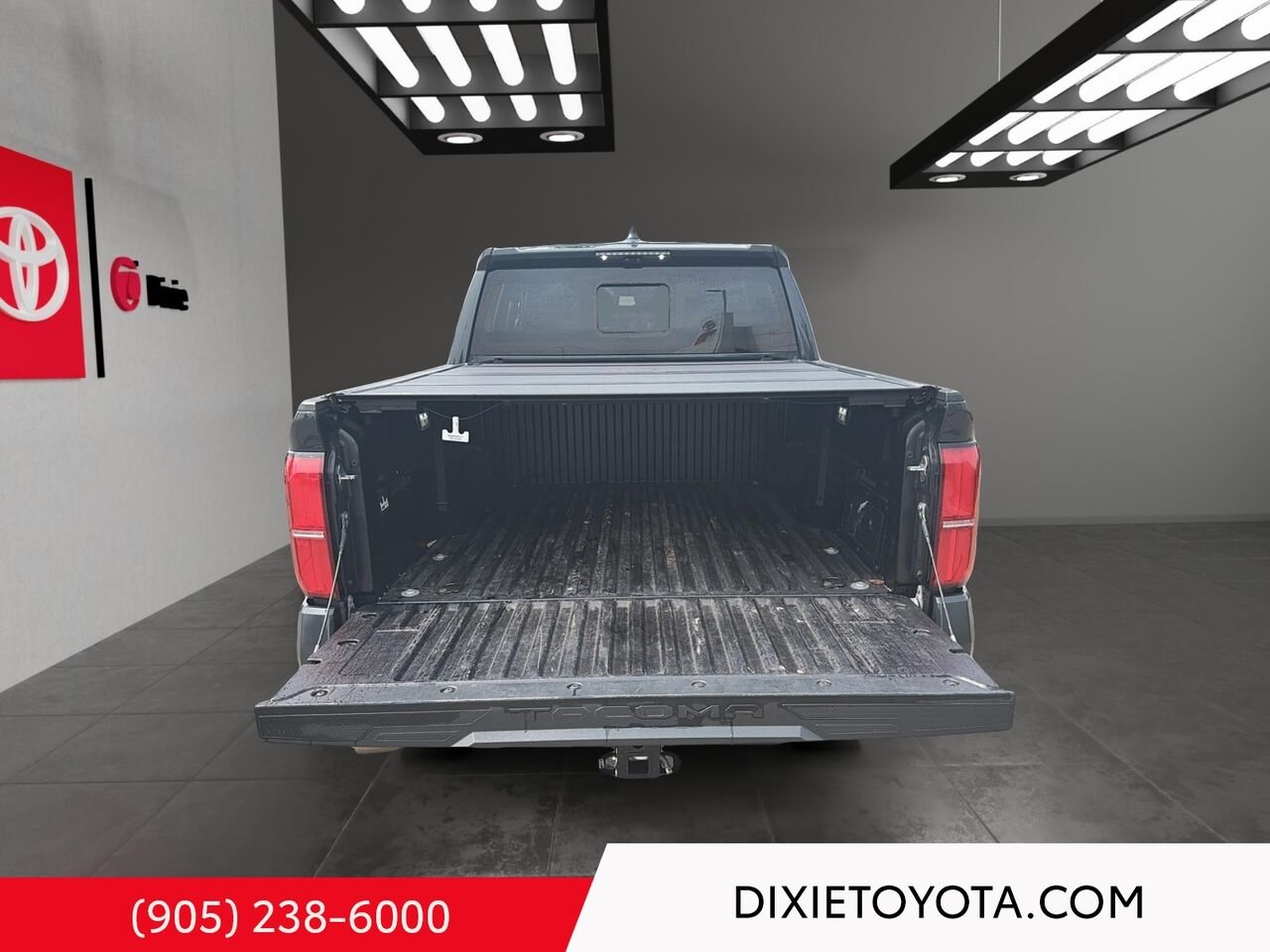 2024 Toyota Tacoma TRD OFFROAD PREMIUM 4WD / HEATED SEATS / LEATHER SURFACE / MOONROOF / ALLOY WHEELS / CARPLAY AND ANDROID AUTO gray Mississauga - photo #21