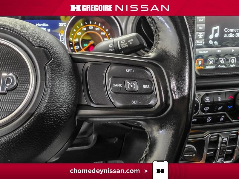2022 Jeep Gladiator White Saint-Eustache - photo #19