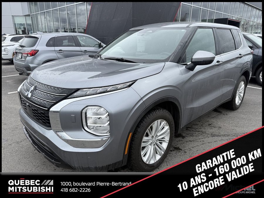 2024 Mitsubishi Outlander ES S-AWC, Sièges chauffants, 7 passagers Grey