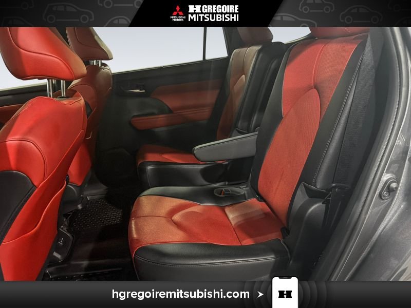 2022 Toyota Highlander Grey Laval - photo #26