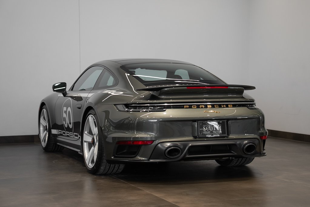 Porsche 911 Turbo 50 Years Coupe 2025 Vert Kirkland - photo #5