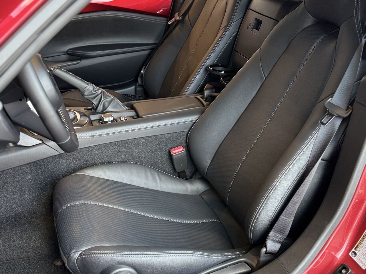 2026 MAZDA MX-5 RF GT BM Soul Red Crystal Metallic Châteauguay - photo #20