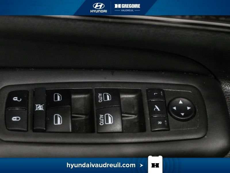 Jeep Grand Cherokee YW159 | High Altitude 4x4 , Toit, Cuir, GPS, Clean 2021 Noir Laval - photo #16