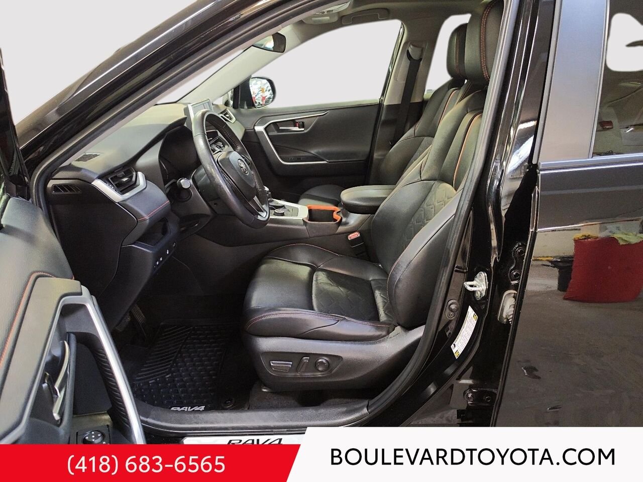 Toyota RAV4 100065A-7 | TRAIL, AWD 2023 Noir Québec - photo #8
