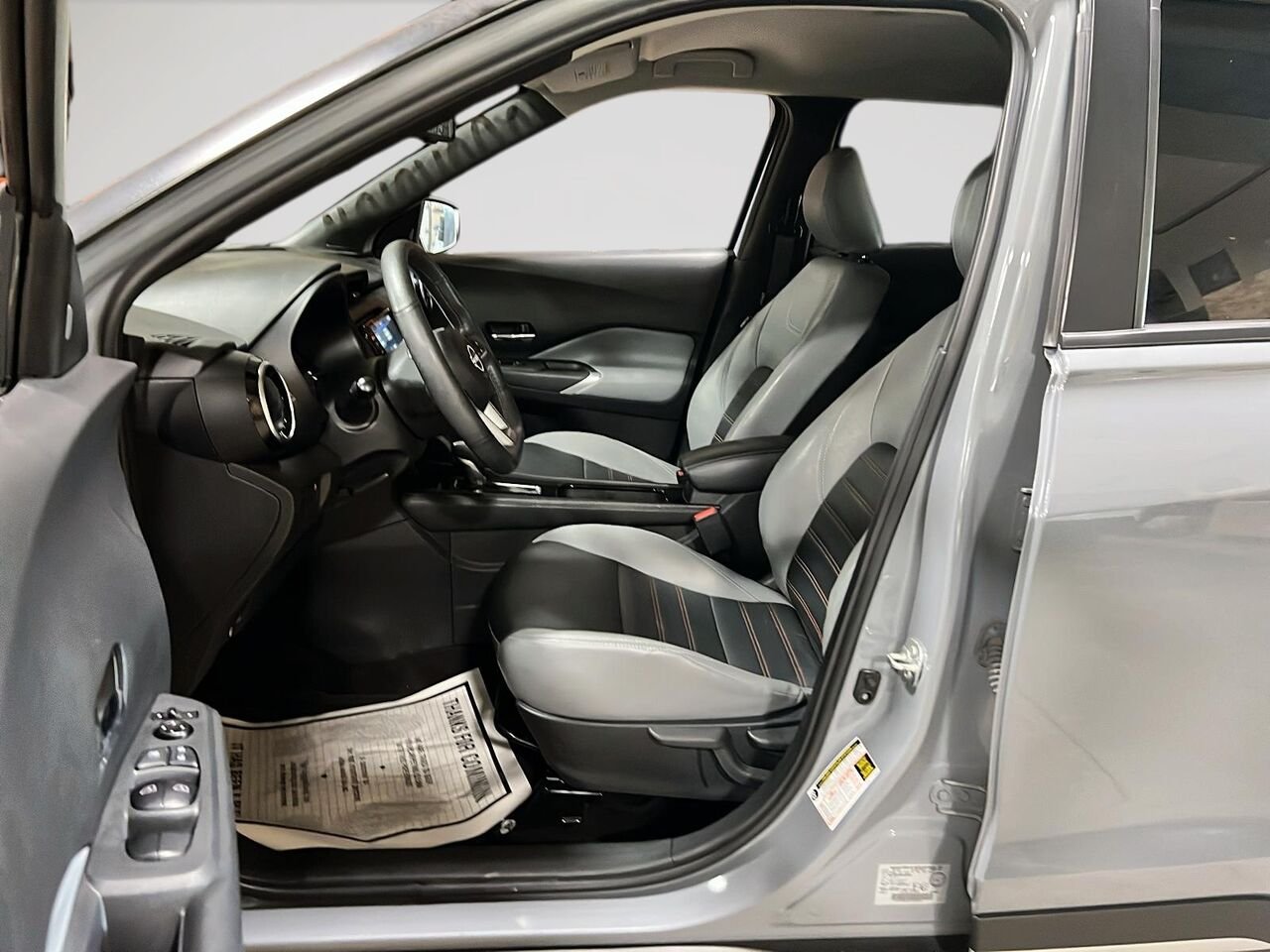 2024 Nissan Kicks SR Grey Québec - photo #8