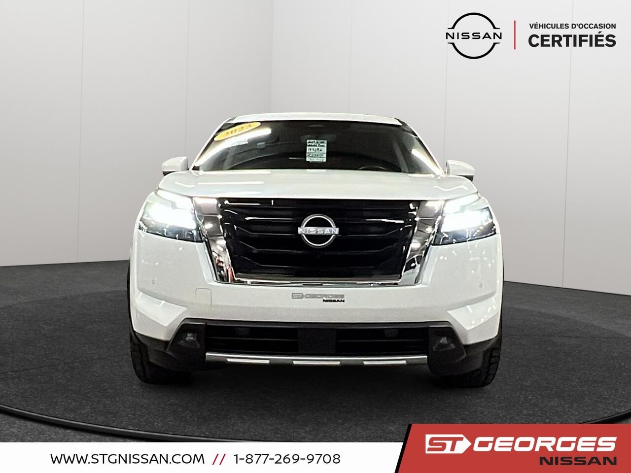 Nissan Pathfinder 2023 Blanc Saint-Georges - photo #1