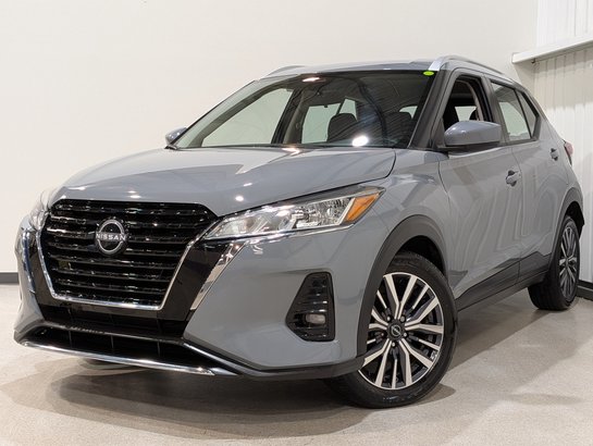 Nissan Kicks SV FWD 2024 Gris
