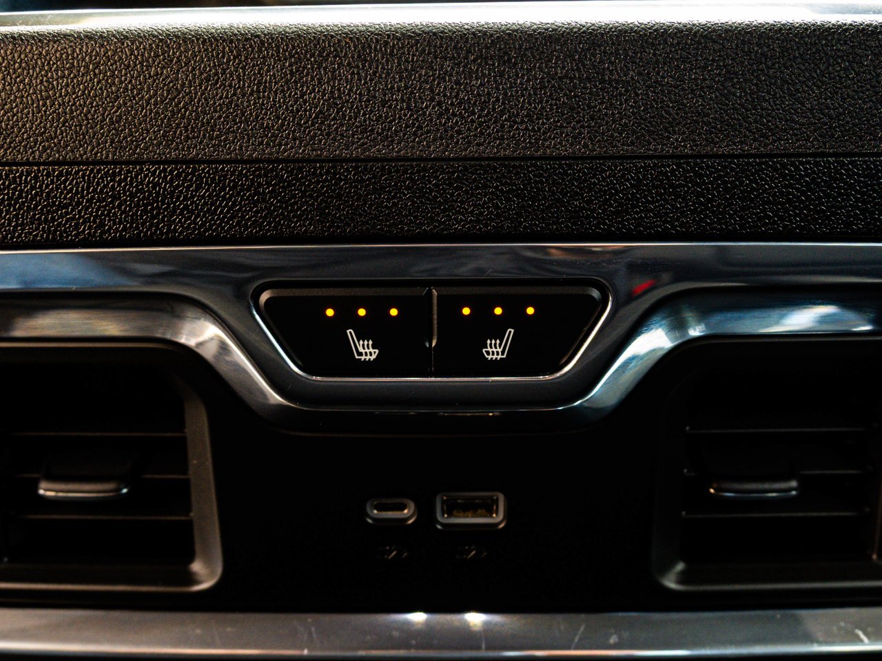 2024 Chevrolet Silverado 3500HD 4WD Crew Cab 159 High Country Black Sherwood Park - photo #32