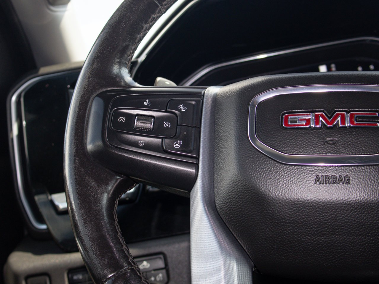 2022 GMC Sierra 1500 4WD Crew Cab 147 Elevation Black Sherwood Park - photo #23