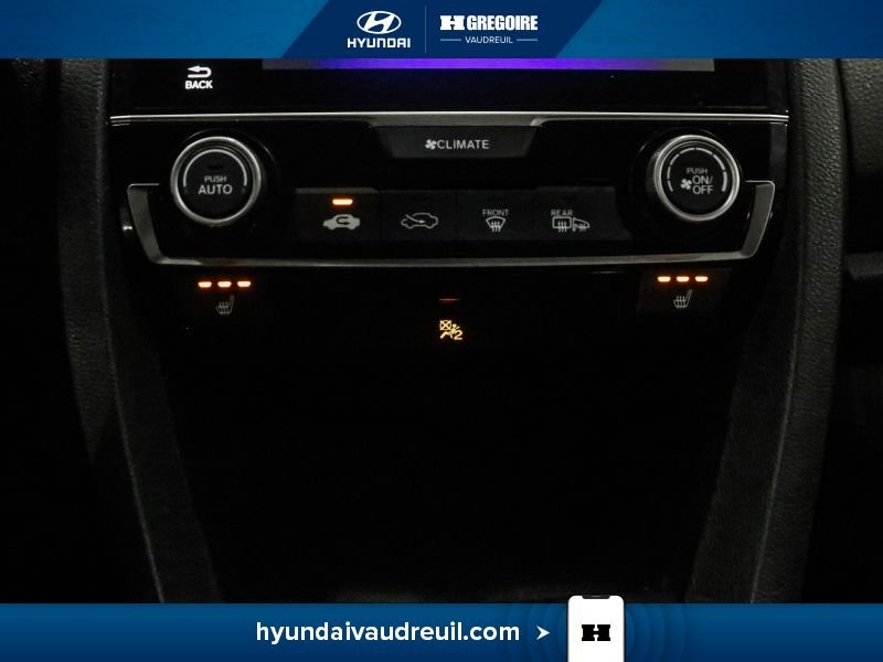 2018 Honda Civic White Blainville - photo #28