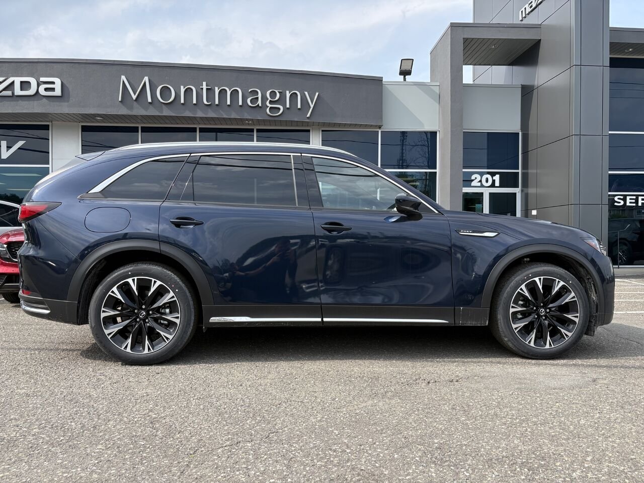 MAZDA CX-90 hybride rechargeable GT TI 2026 Bleu cristal foncé mica Montmagny - photo #2