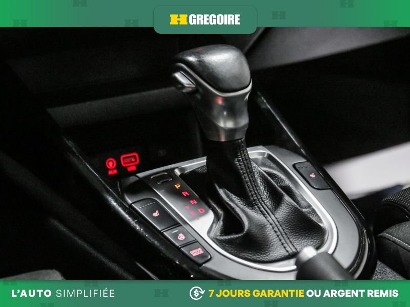 Kia Forte 821389 | EX AUTO AC GR ELECT MAGS CAM RECUL BLEUTOOTH 2020 Blanc Laval - photo #24