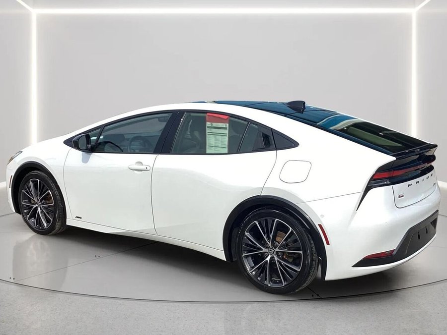 2024 Toyota Prius 2024 Wind Chill Pearl