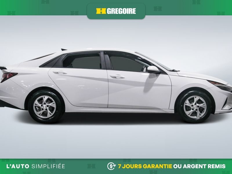 2022 Hyundai Elantra White Saint-Eustache - photo #10