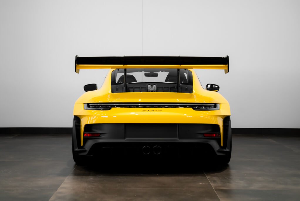 Porsche 911 GT3RS Weissach 2024 Jaune Kirkland - photo #5