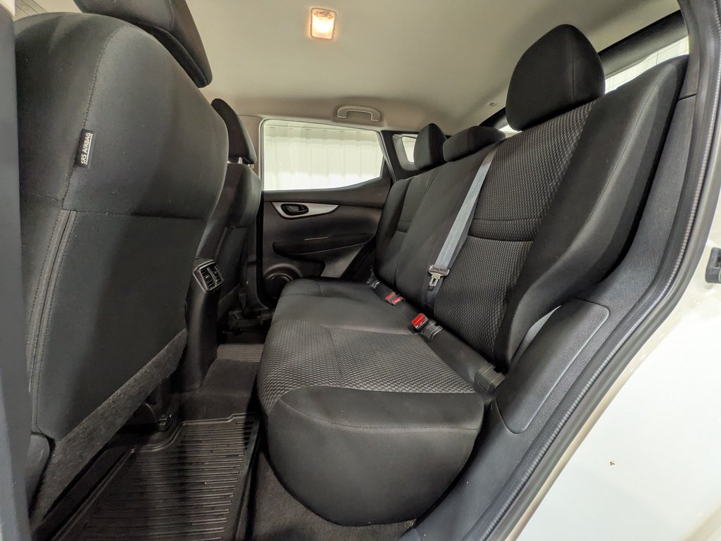 Nissan Qashqai FWD S Manual 2019 Blanc Val-David - photo #10