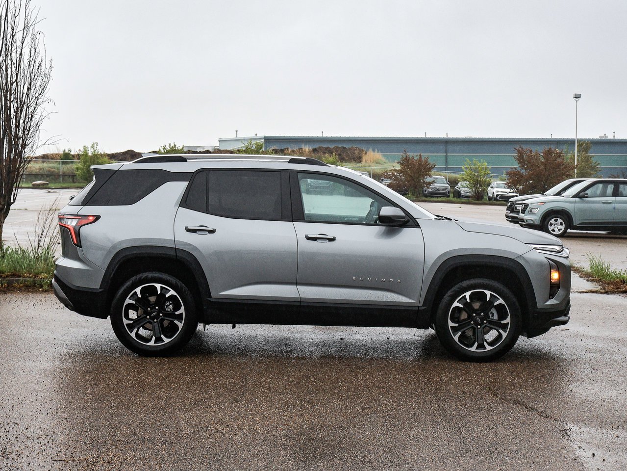2026 Chevrolet Equinox AWD 4dr LT w/2LT Grey Sherwood Park - photo #13