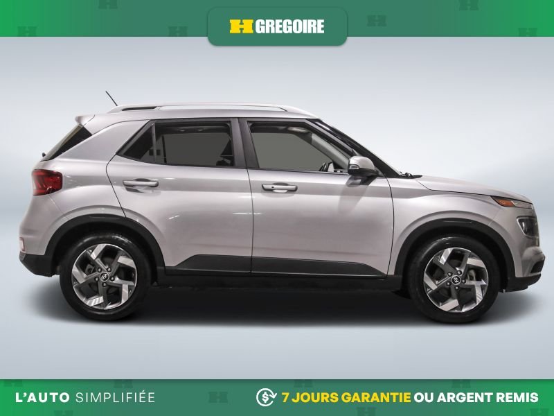 2024 Hyundai Venue Silver Laval - photo #10