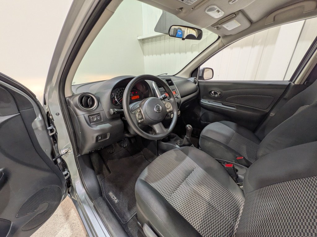 Nissan Micra 4dr HB Man SV 2015 Gris Val-David - photo #8