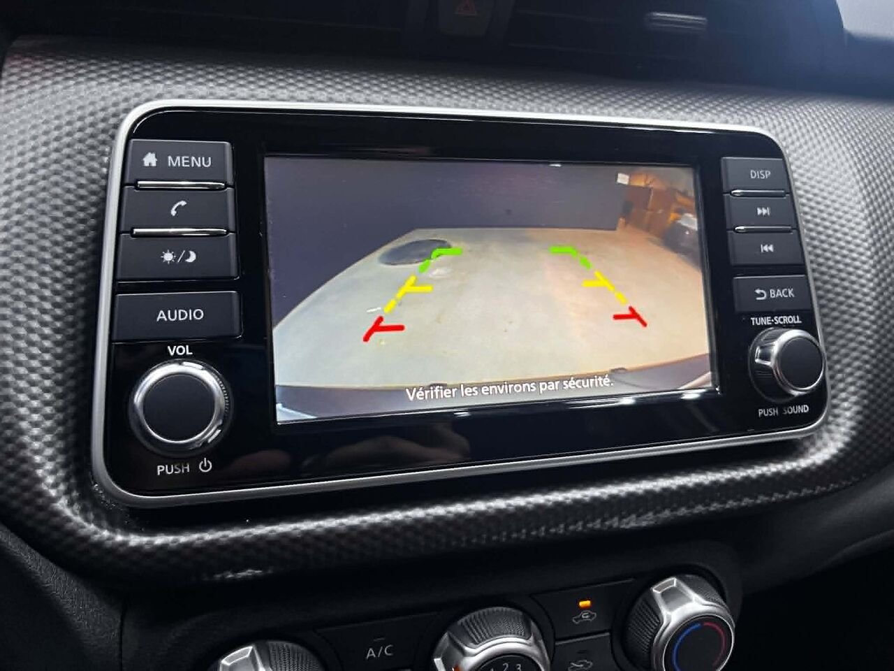 2020 Nissan Kicks White Blainville - photo #19