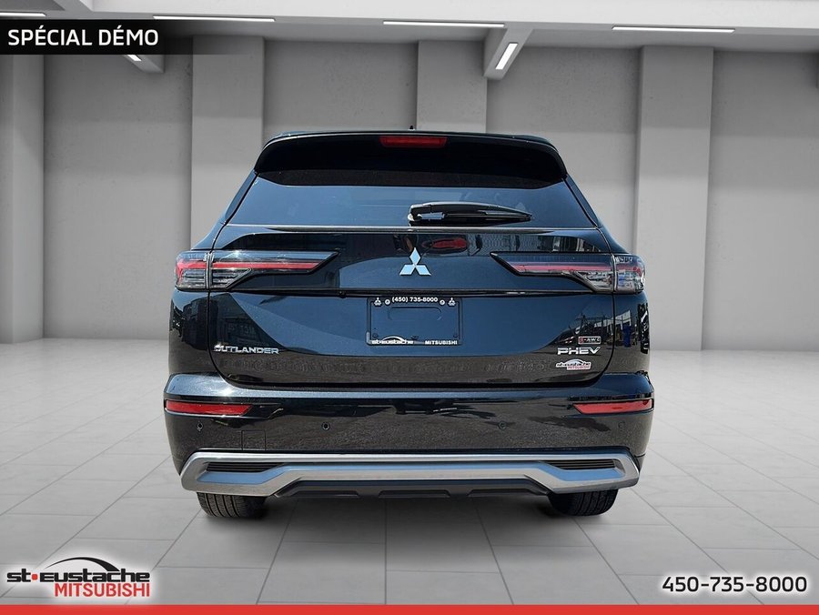 2026 Mitsubishi Outlander Plug-In Hybrid LE S-AWC Black