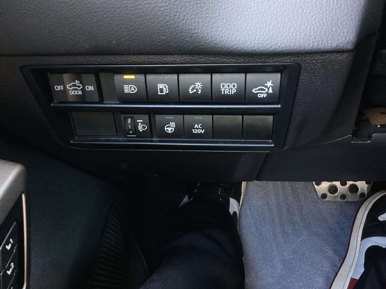 TOYOTA TUNDRA HYBRIDE CREWMAX LIMITED 2024 Noir Gatineau - photo #16