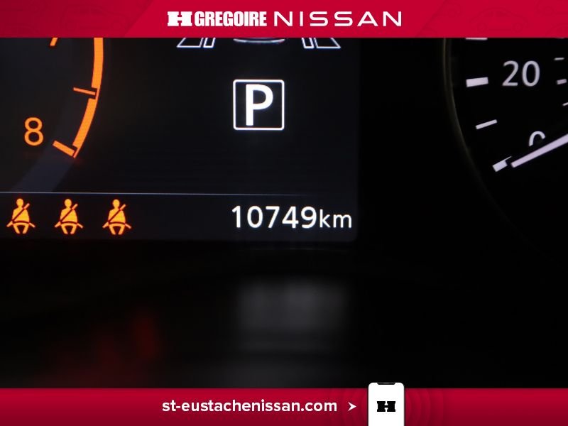 2023 Nissan Kicks White Laval - photo #16