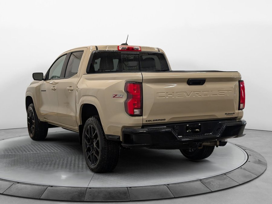 Chevrolet Colorado 4WD Crew Cab Z71 Roues 20 Pouces 2024 Beige