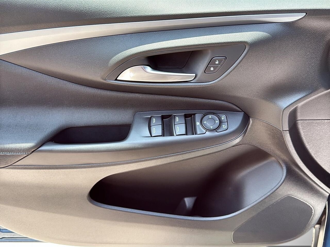 BUICK Envista PRIVILÉGIÉ 2026 BLEU OCEAN METALLISE Saint-Hyacinthe - photo #10