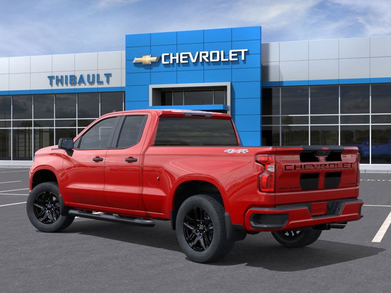 CHEVROLET Silverado 1500 Custom cabine double 4RM 147 po 2026 ROUGE ARDENT Sherbrooke - photo #2