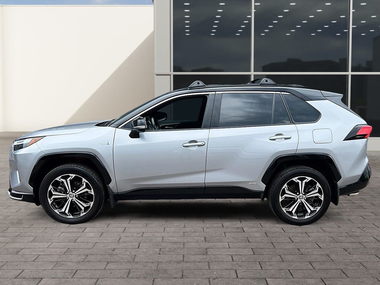 2024 Toyota RAV4 Prime XSE TRACTION INTEGRALE Silver Québec - photo #4