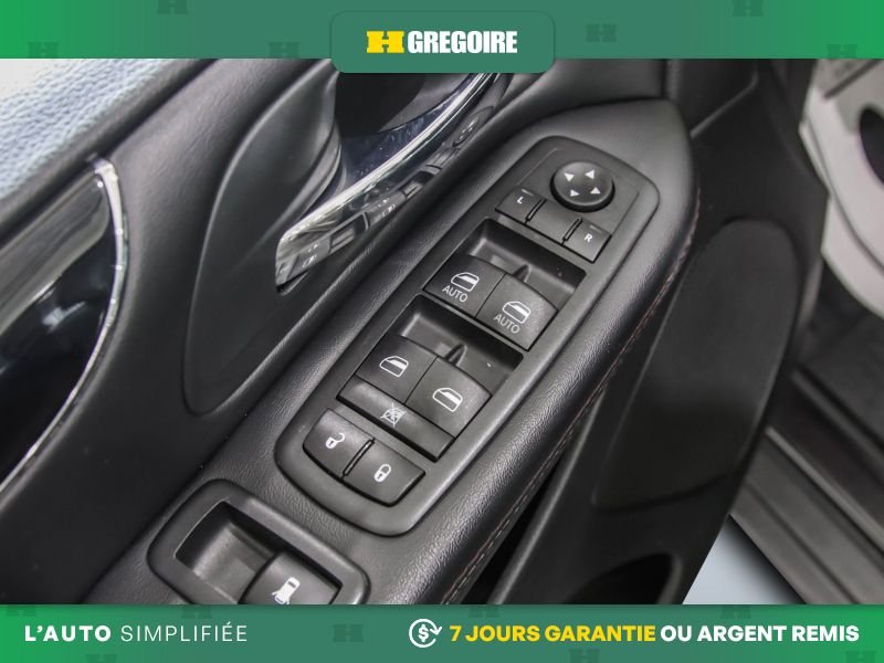 Dodge GR Caravan 821265 | Premium Plus AUTO A/C MAGS CUIR CAM RECUL BLUETOOT 2020 Gris Laval - photo #18