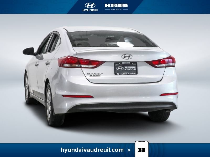 Hyundai Elantra 2017 Argent Laval - photo #7