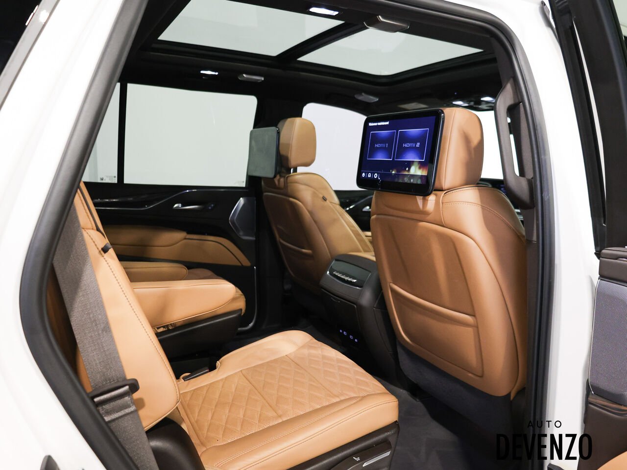 Cadillac Escalade 2024 Blanc Saint-Eustache - photo #9