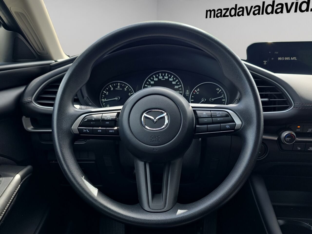 2025 Mazda Mazda3 GX TA BA, commande audio au volant, détecteur d'angles morts, cruise control White Val-David - photo #8
