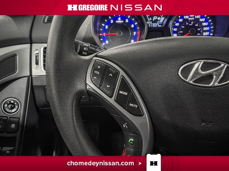 2016 Hyundai Elantra Blue Laval - photo #17