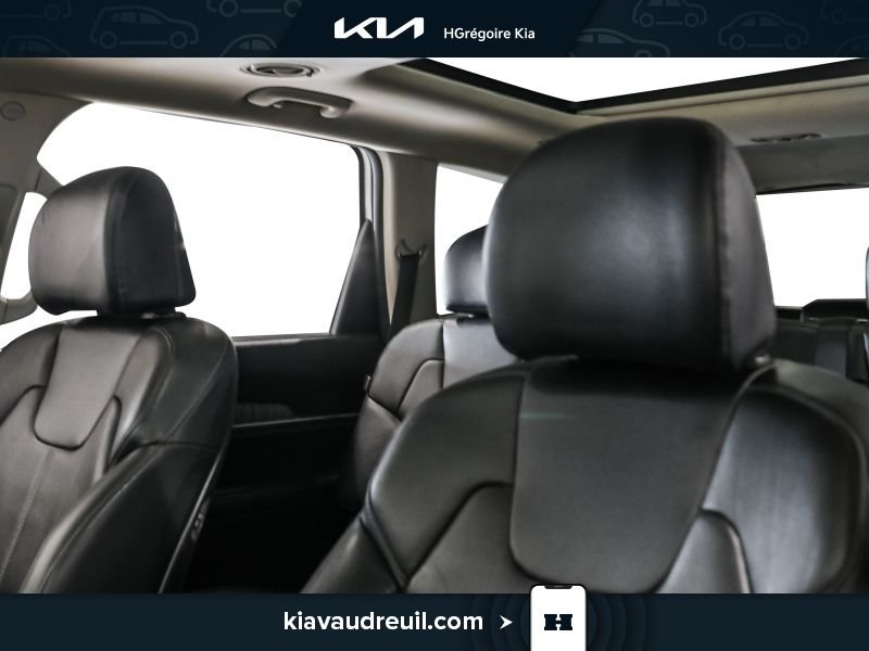 Kia Telluride KH7926 | SX*** CUIR/ GPS/ BANC CHAFFANT/ VITRE TEINTER*** 2023 Blanc Laval - photo #9