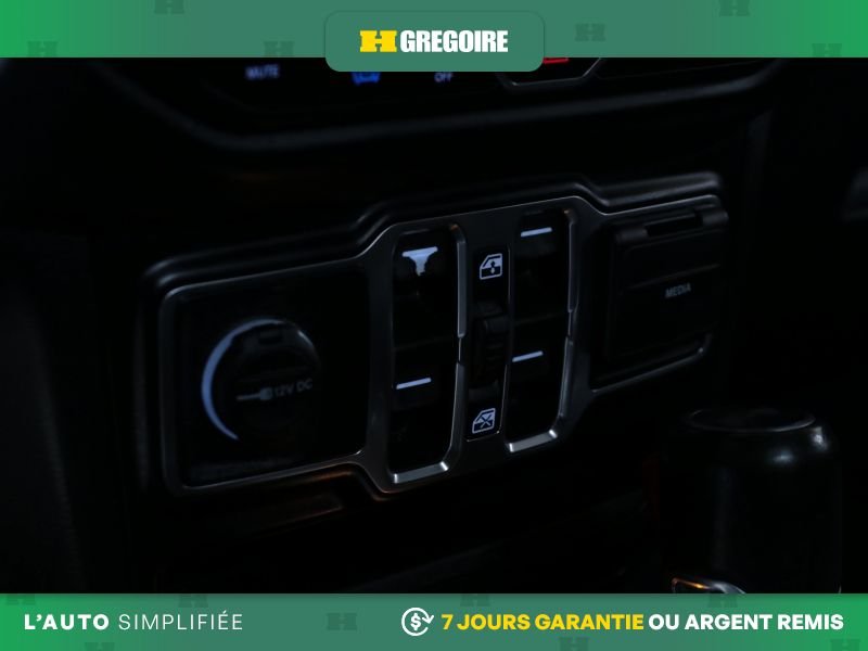 Jeep Wrangler 2021 Blanc Blainville - photo #15