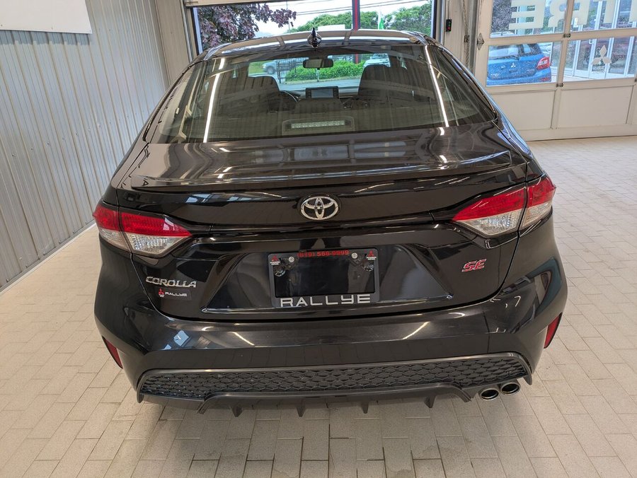 2022 Toyota Corolla SE Black