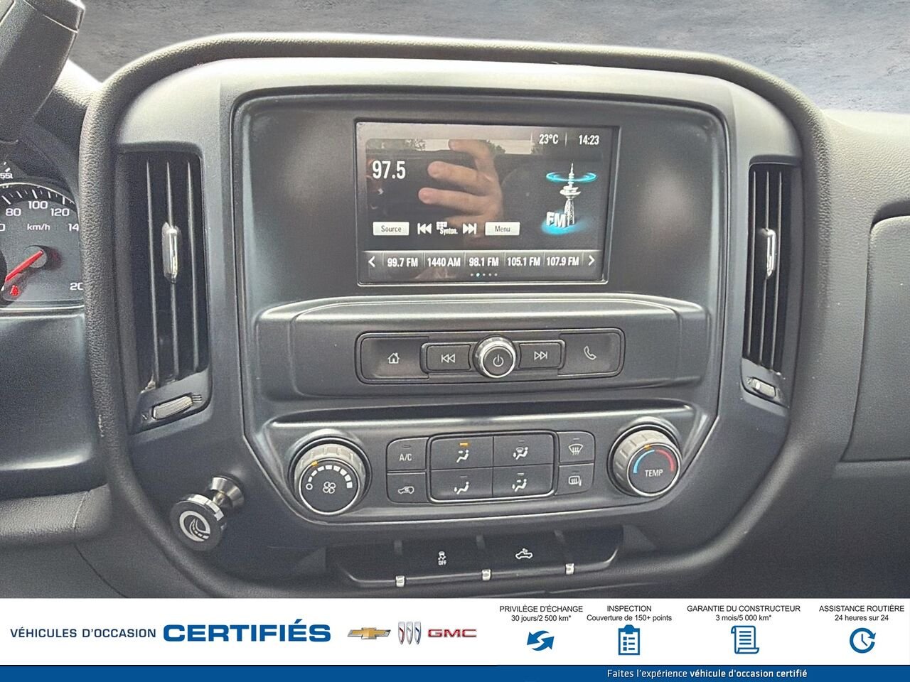 2018 GMC SIERRA K1500 Cabine double 4RM 143,5 po Black Montmagny - photo #12
