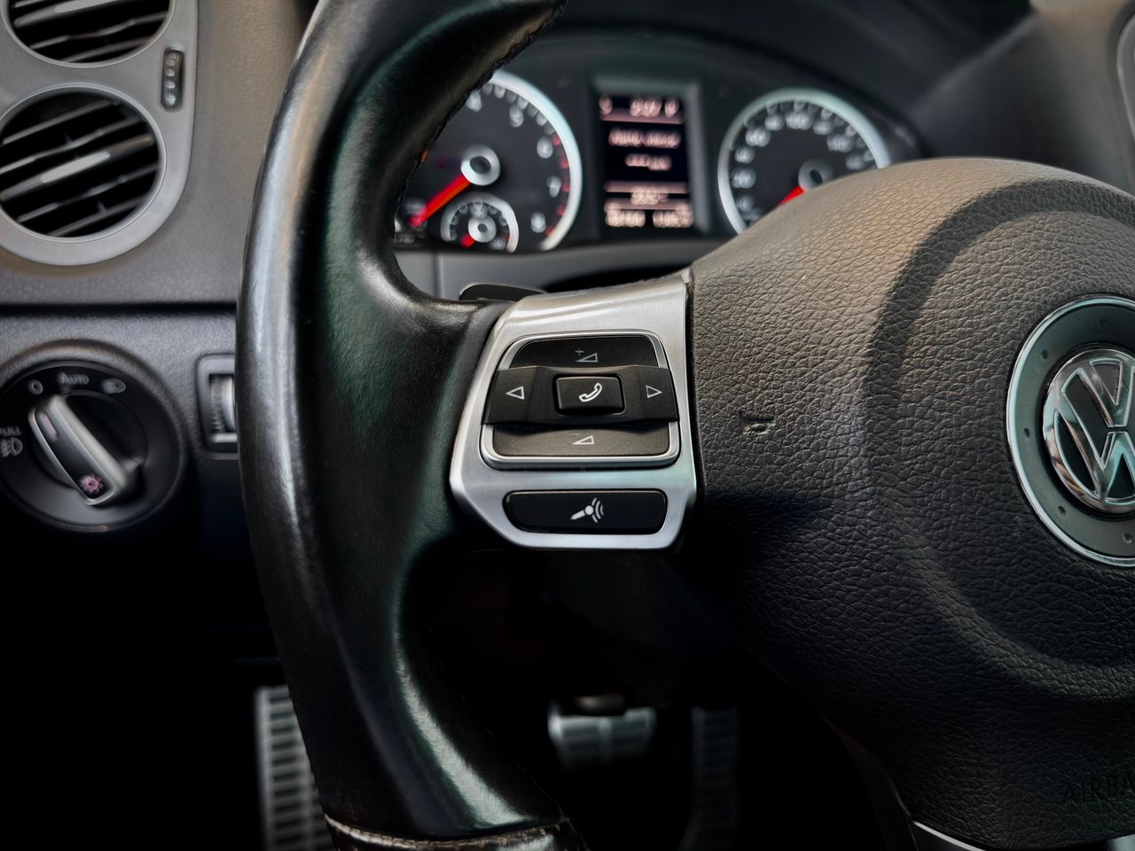 Volkswagen Tiguan 2017 Blanc Notre-Dame-des-Prairies - photo #23