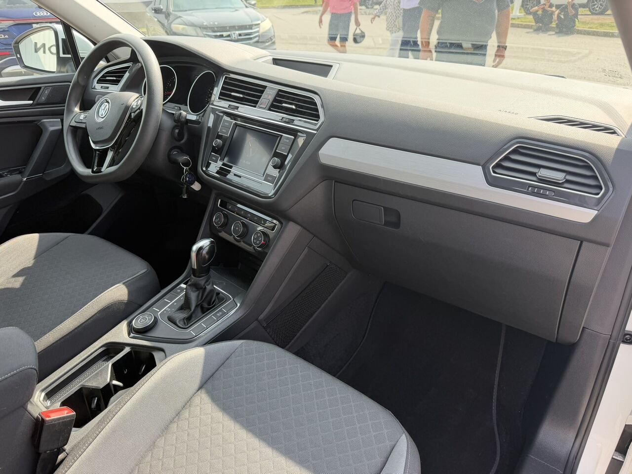 2020 Volkswagen Tiguan Trendline 4MOTION White Laval - photo #15