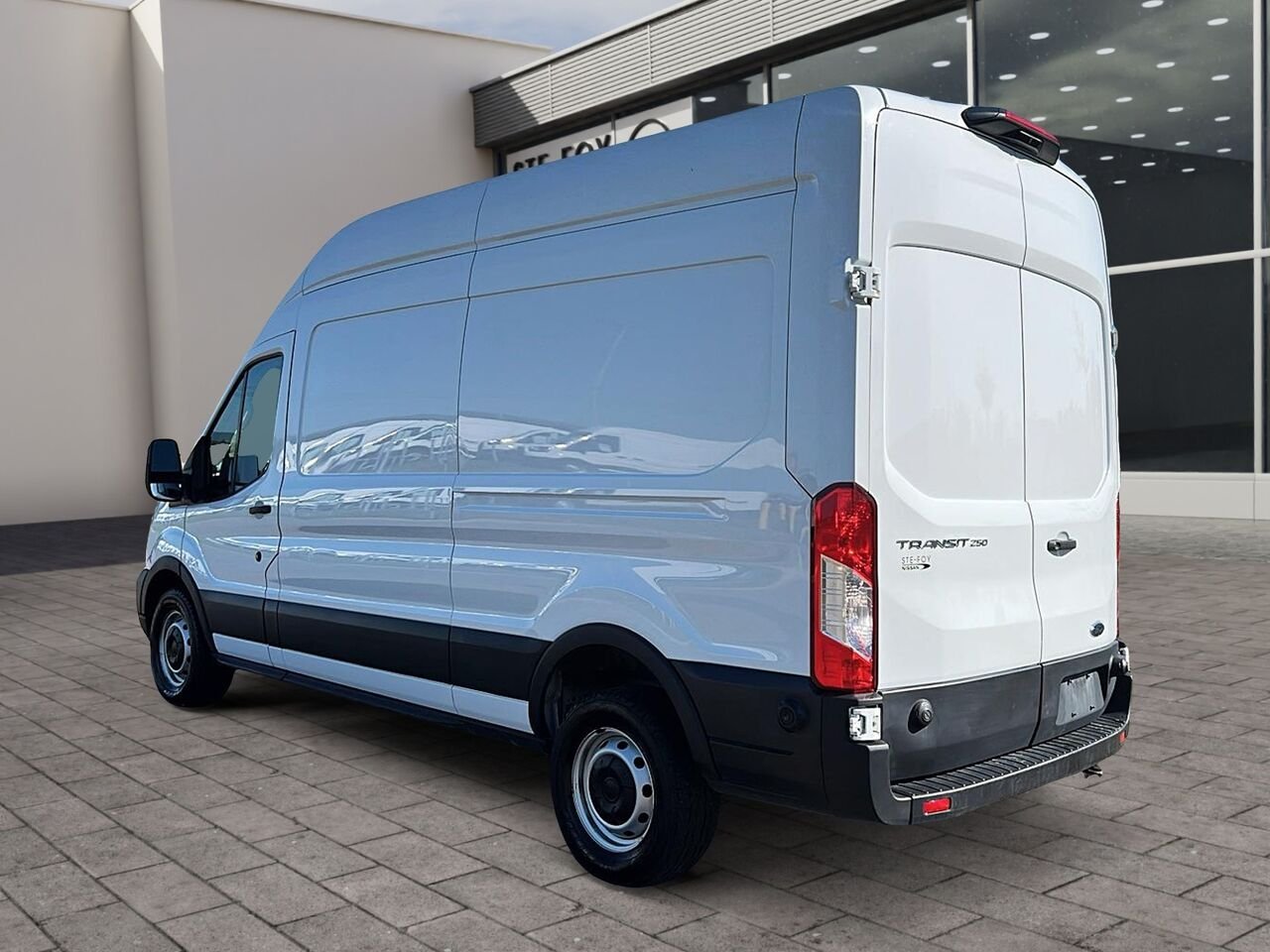 2024 Ford Transit 250 TOIT HAUT White Québec - photo #3