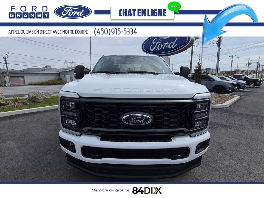 Ford Super Duty F-250 SRW XLT cabine 6 places 4RM caisse de 6,75 pi 2023 Blanc