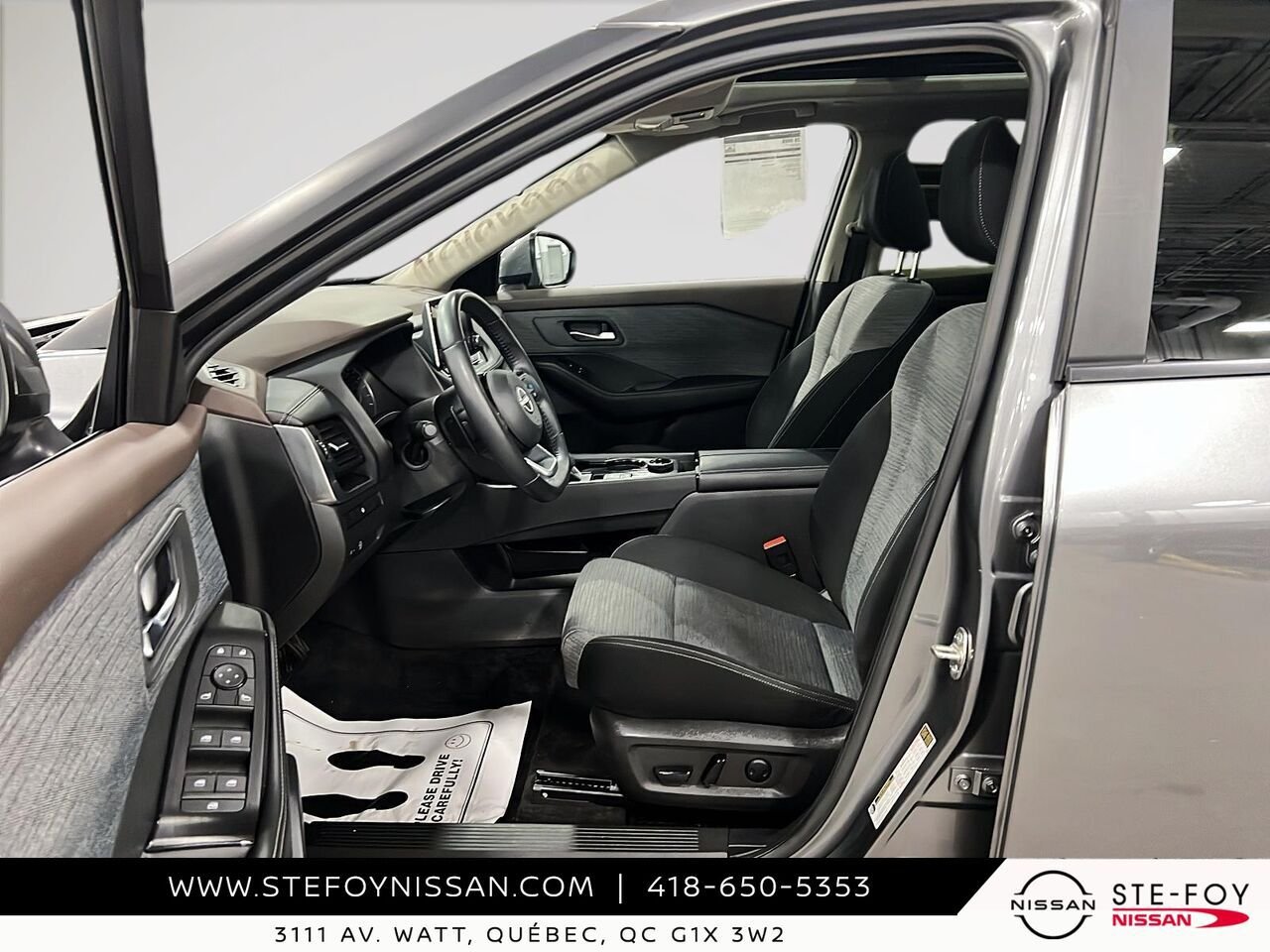 2023 Nissan Rogue SV TI Grey Ste-Foy - photo #8