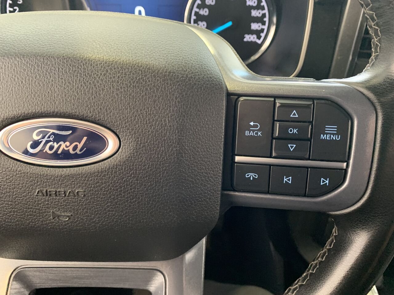 Ford F-150 SUPERCREW XLT 2023 Bleu Saint-Eustache - photo #41