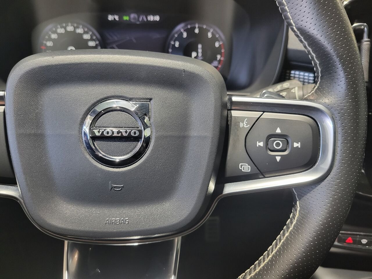 Volvo XC40 2020 Bleu Longueuil, - photo #20
