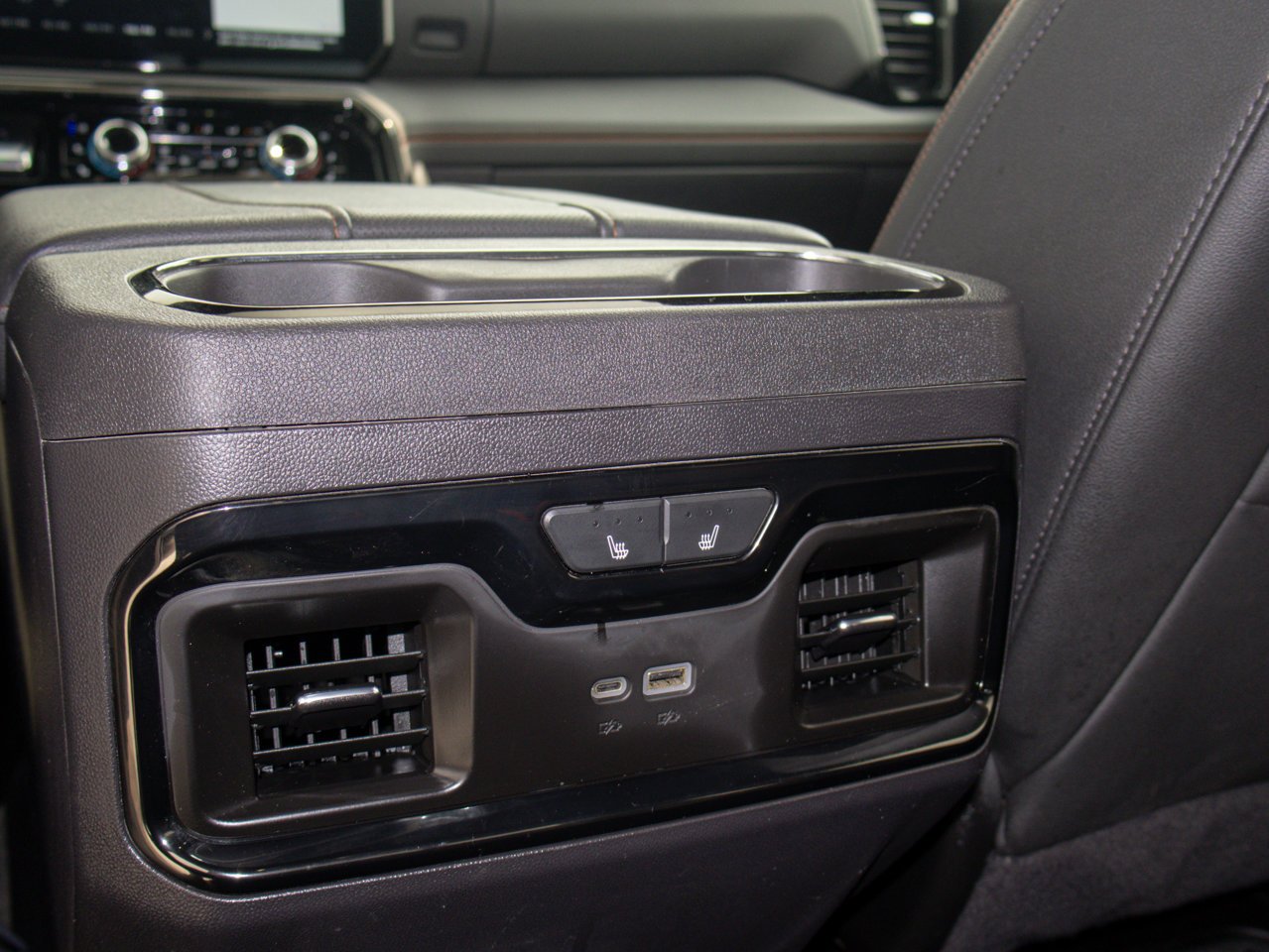 2024 GMC Sierra 1500 4WD Crew Cab 147 AT4 Grey Sherwood Park - photo #32
